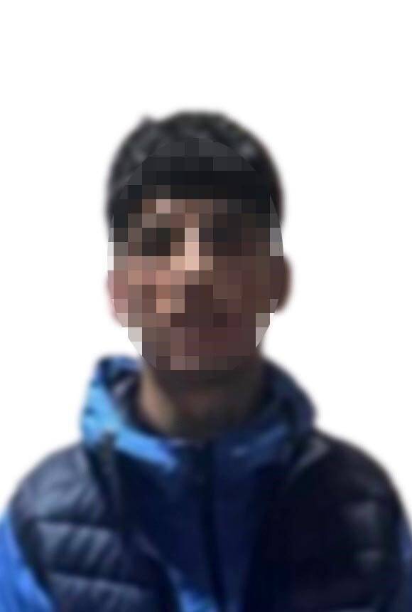 ABD’li kadına kapkaç kamerada: Beline sarılıp telefonunu çaldılar