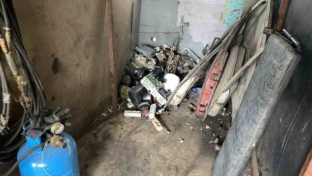 Hurdacıyı kepengini minibüsle kırıp soydular! İşte o anlar