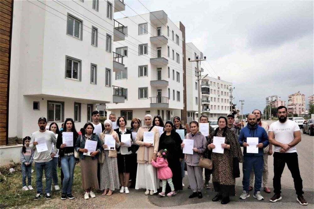 “2 ayda teslim edilecek” sözü ile aldılar,  sadece dışarıdan izleyebiliyorlar