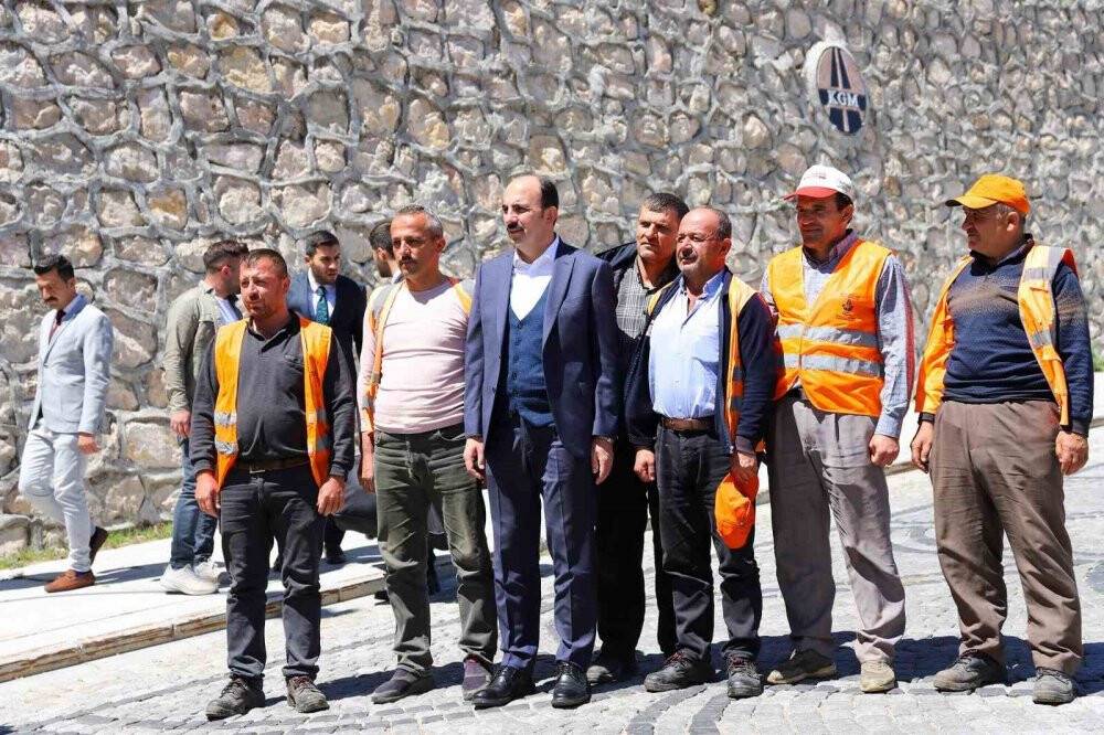 Başkan Altay: Eser siyaseti yapıyoruz