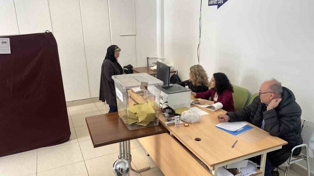 50 Yıl sonra ilk kez oy kullandı