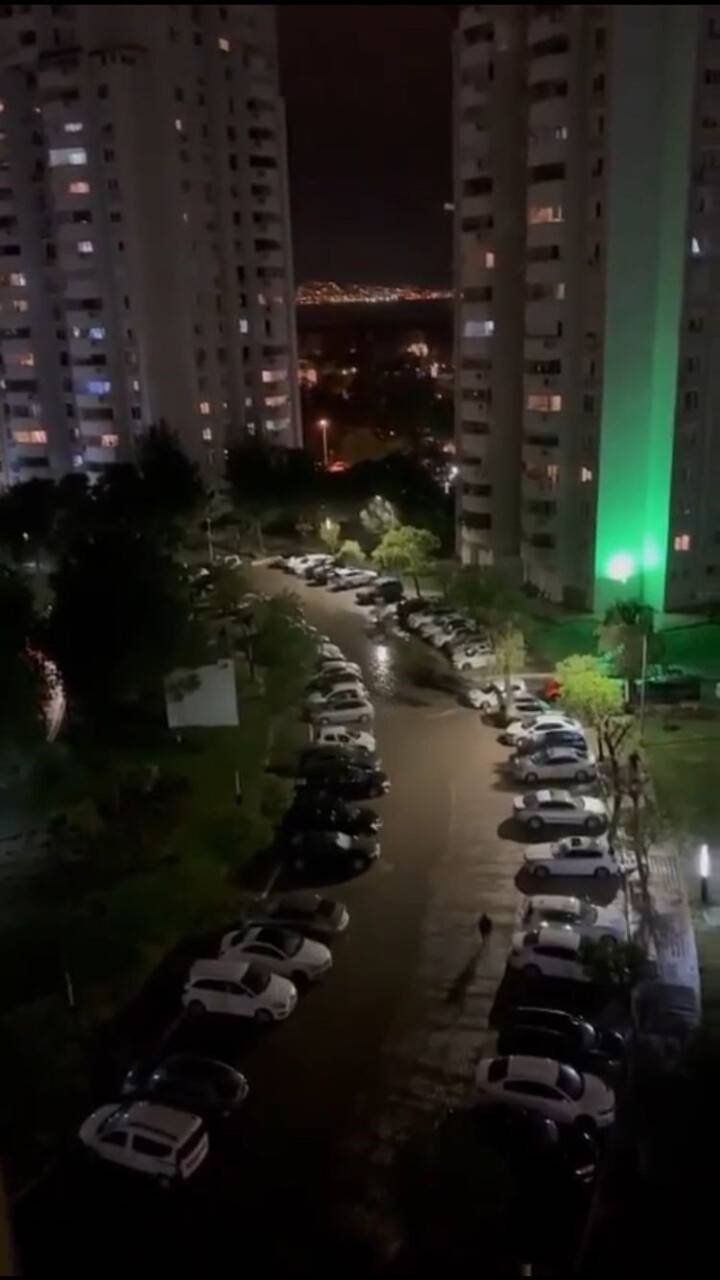 İzmir'de ürküten siren sesleri: Rögarlar taştı