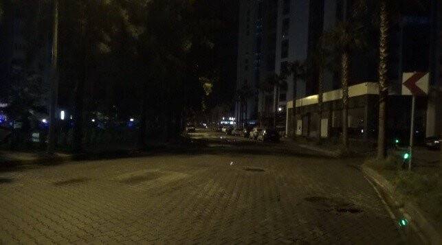 İzmir'de ürküten siren sesleri: Rögarlar taştı