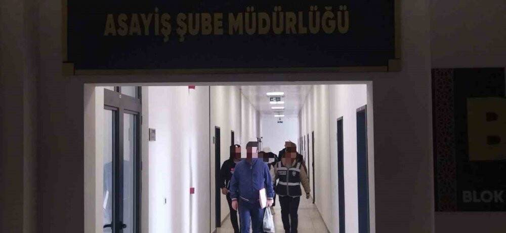 200 bin TL değerinde malzeme çaldılar