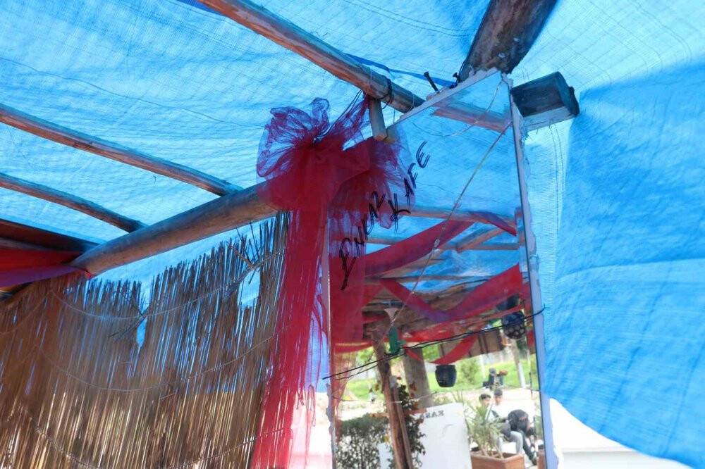 Hayatını kaybedenlerin anılarıyla dolu: ‘Enkaz kafe’ açıldı