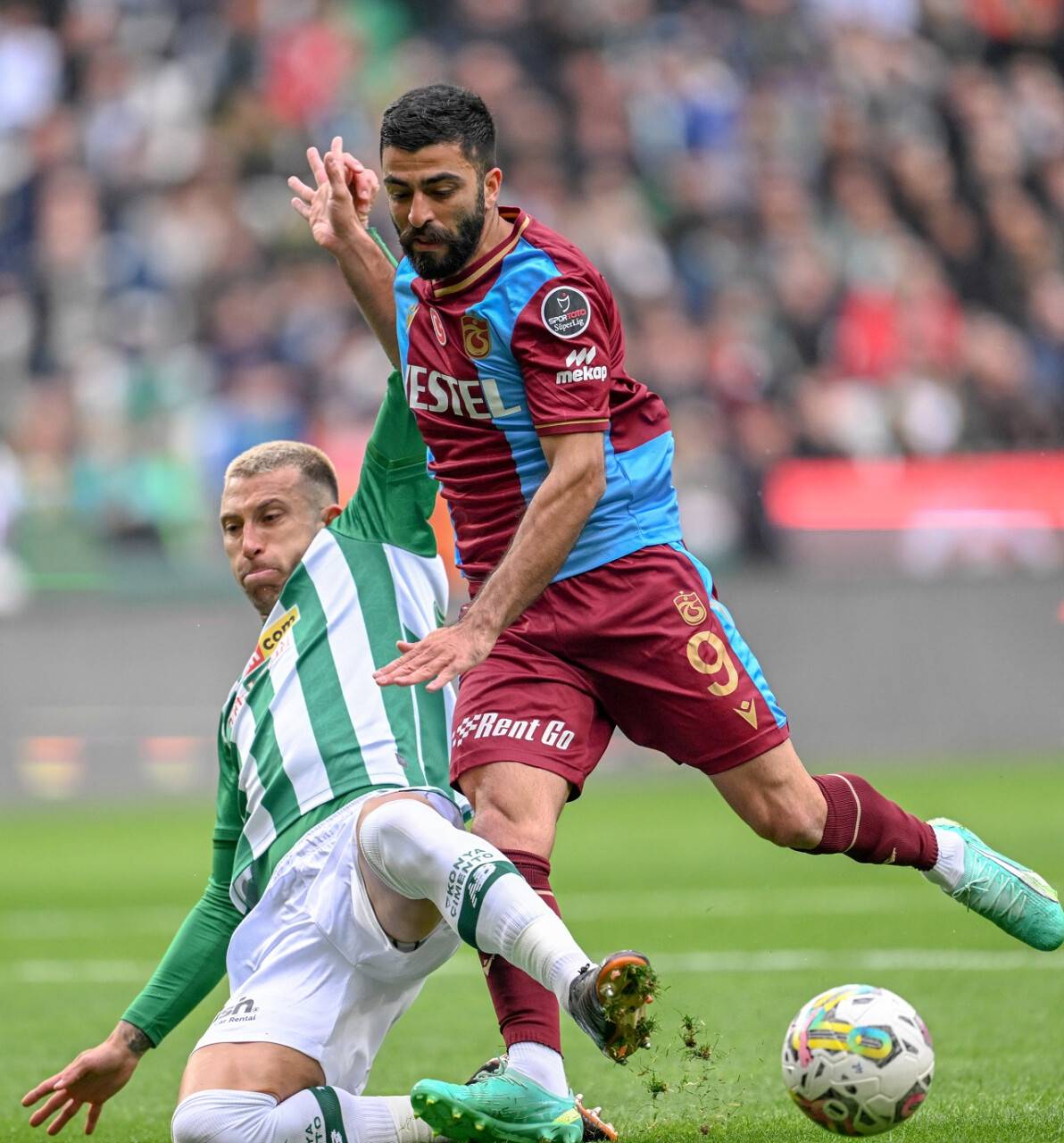 aa-20230429-30995106-30995101-arabamcom-konyaspor-trabzonspor.jpg