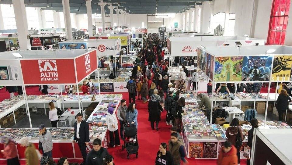 10 yaşında hikaye kitabı çıkardı