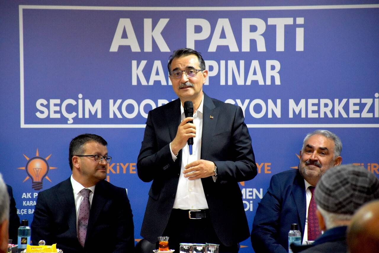 aa-20230502-31026454-31026452-bakan-donmez-konyada-secim-koordinasyon-merkezinde-konustu.jpg