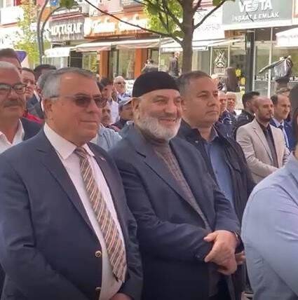 Sağlık Bakanı Koca memleketinde konuştu, babası duygulandı