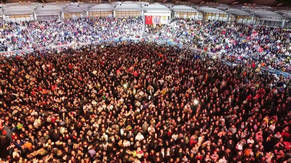 Selda Bağcan, katılımcıları coşturdu.