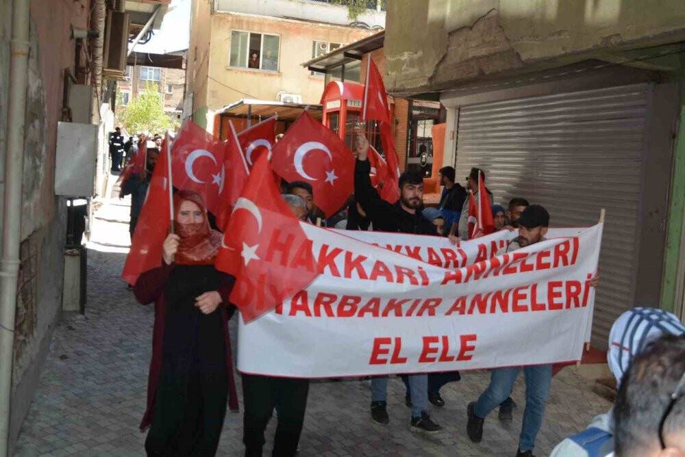 Annelerin evlat nöbeti 44’üncü haftada