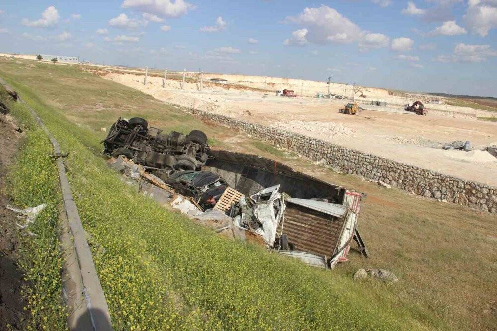 Şanlıurfa’da feci kaza: 6 ölü, 1 yaralı