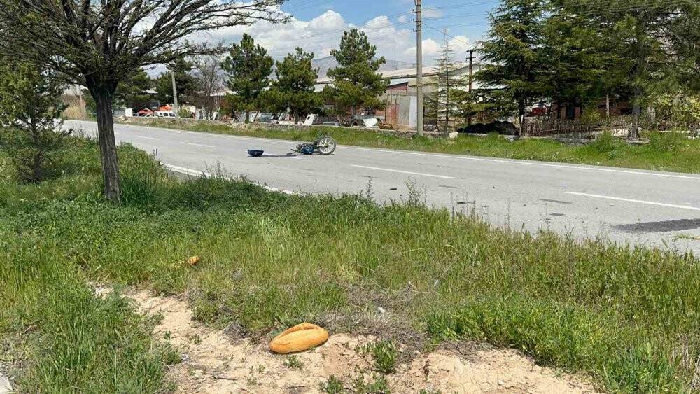 83 yaşındaki motosiklet sürücüsünün öldüğü kaza güvenlik kamerasında