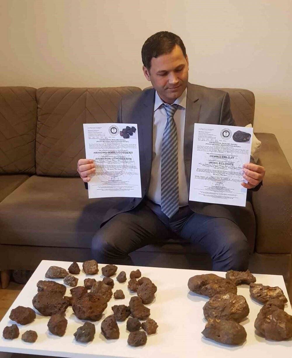 Doğa yürüyüşünde buldular: Bankada saklıyorlar