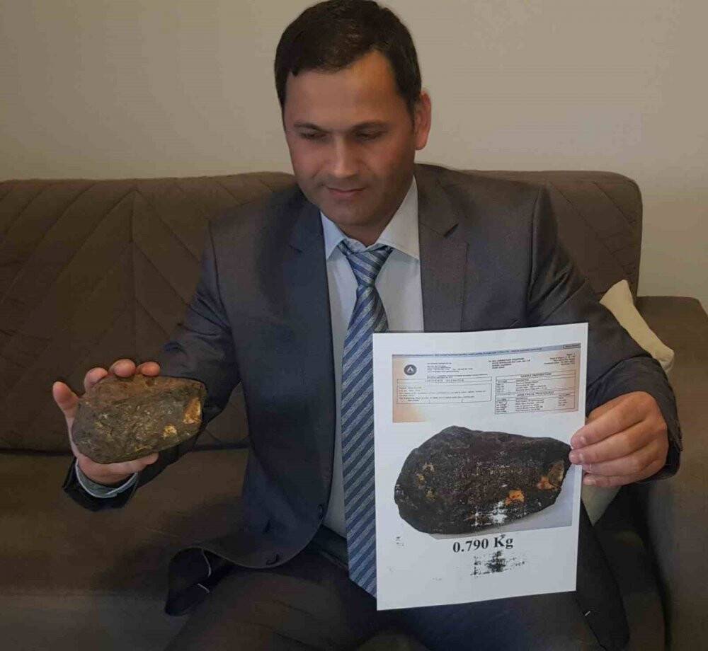 Doğa yürüyüşünde buldular: Bankada saklıyorlar