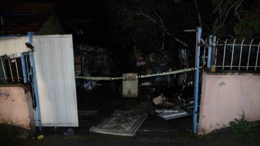 Baraka yangını: 4 yaşındaki çocuk hayatını kaybetti