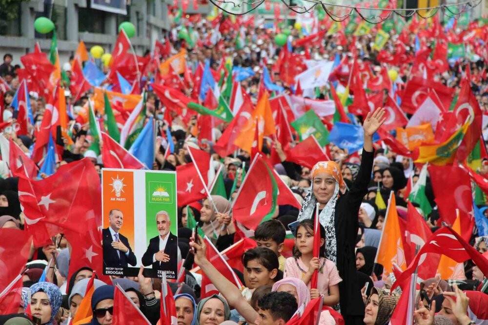 Cumhurbaşkanı Erdoğan: “Bay Bay Kemal sadece Pensilvanya ve Kandil’e bahar getirebilir”