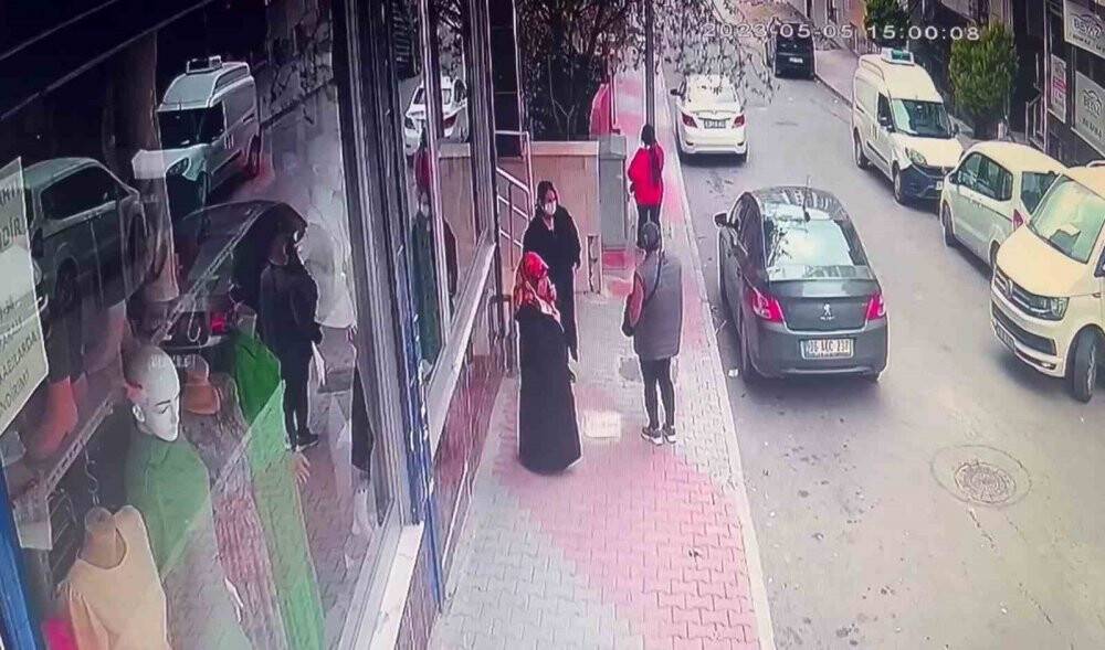 Nazar duası okuyacağız diyerek kandırdılar