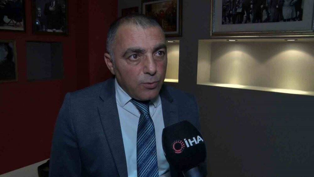 “Ya Şundadır ya Bunda” oyunu ile seyircilerle buluştular