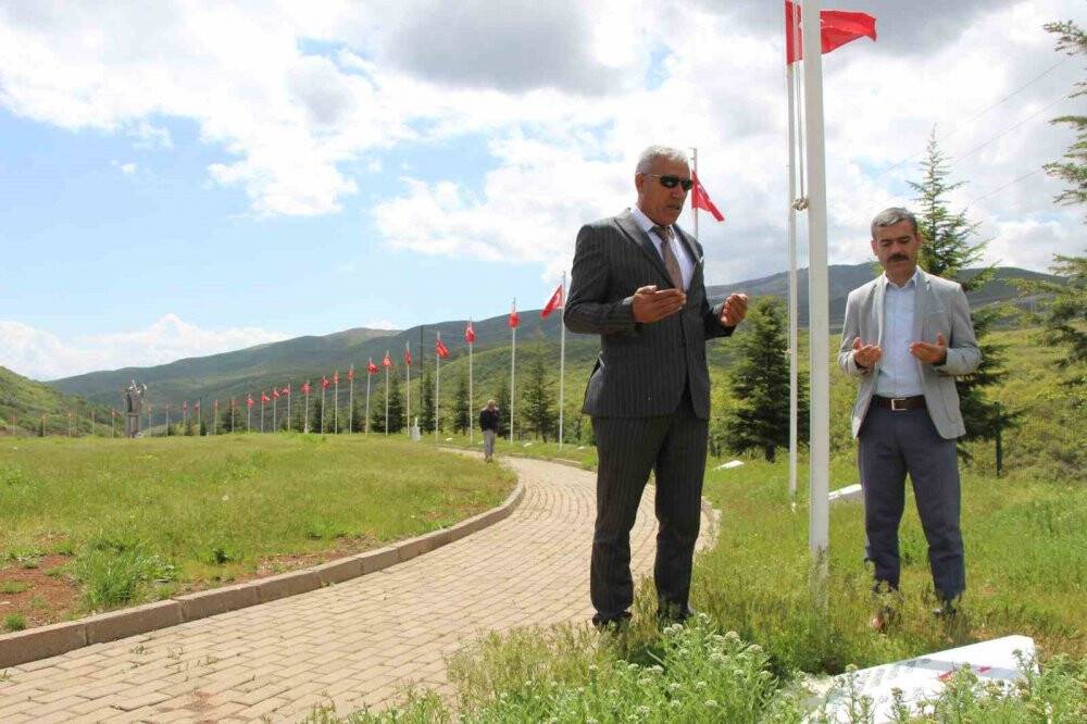33 şehidin acısı yıllardır hafızalardan silinmiyor