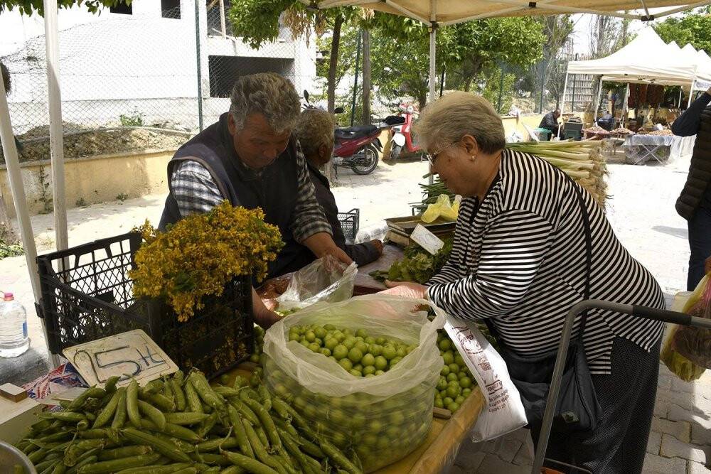 Bu pazarda üreticiler emeklerinin karşılığını alıyor