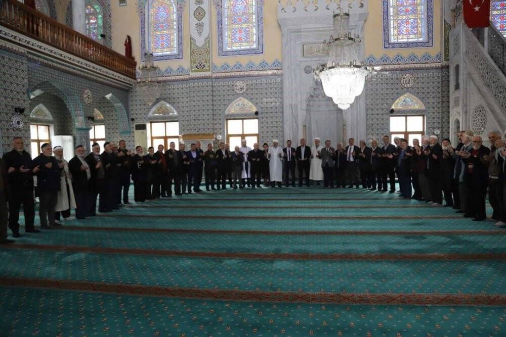 Çay sezonu Trabzon’da dualarla açıldı