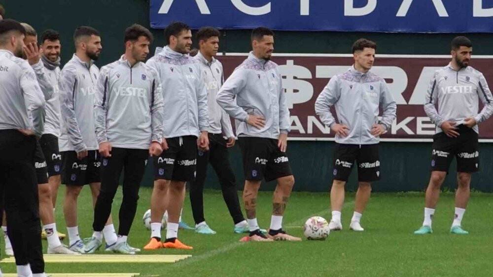 Trabzonspor'da Fenerbahçe mesaisi sürüyor