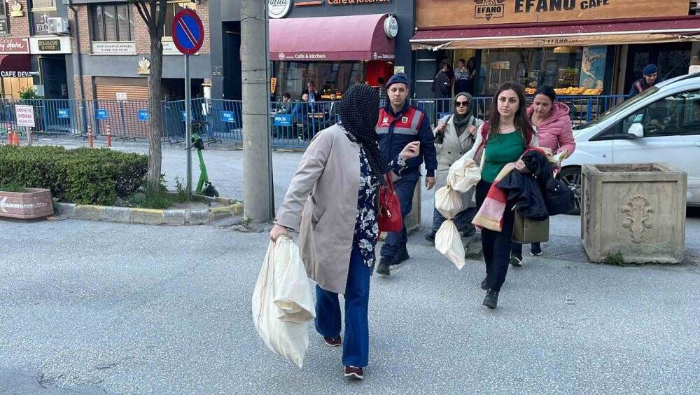 Sandık sonuçları İl Seçim Kurulu’na gelmeye başladı