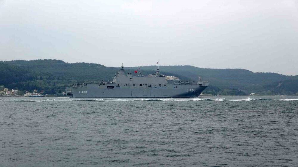 ‘TCG Anadolu’ Çanakkale Boğazı’ndan geçti