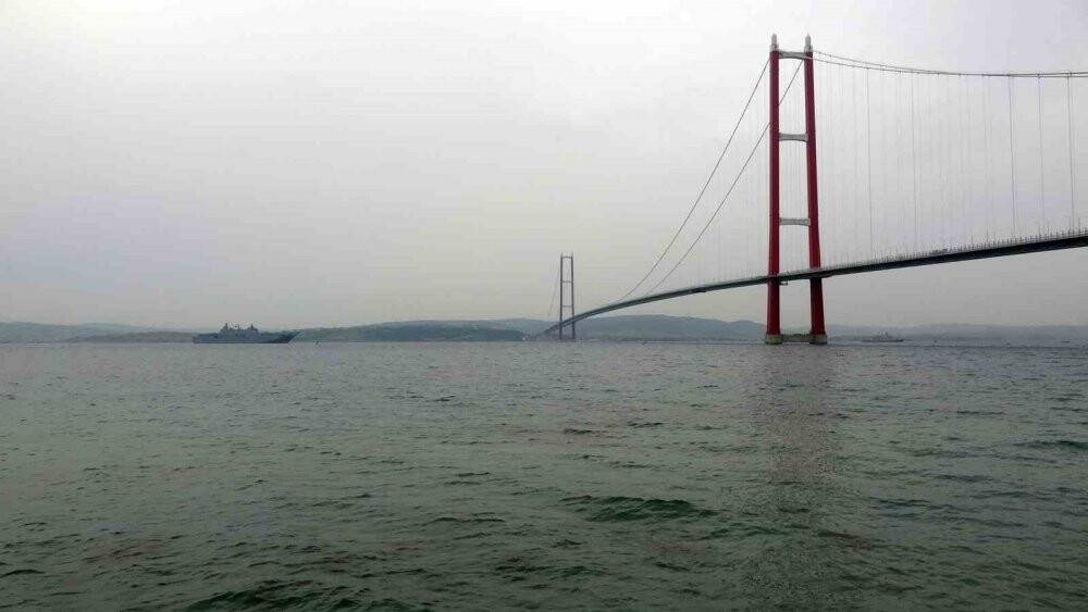 ‘TCG Anadolu’ Çanakkale Boğazı’ndan geçti