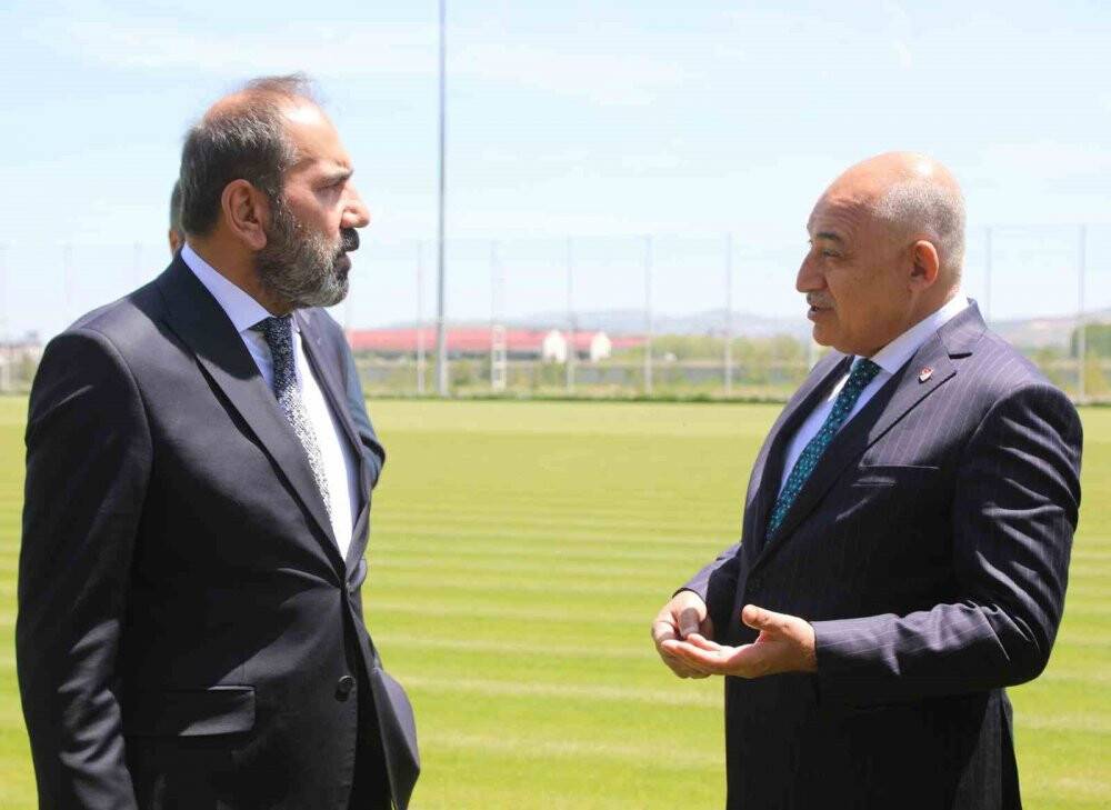 TFF Başkanı Büyükekşi: “Sivasspor bir adım önde”