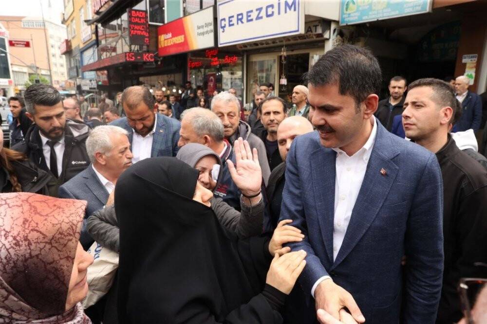 Bakan Kurum: Seçim biter bitmez depremzedeleri sokağa attılar