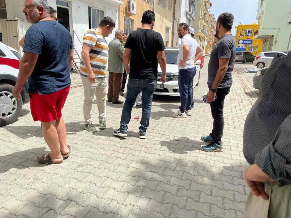 Okula giden çocuğa araç çarptı