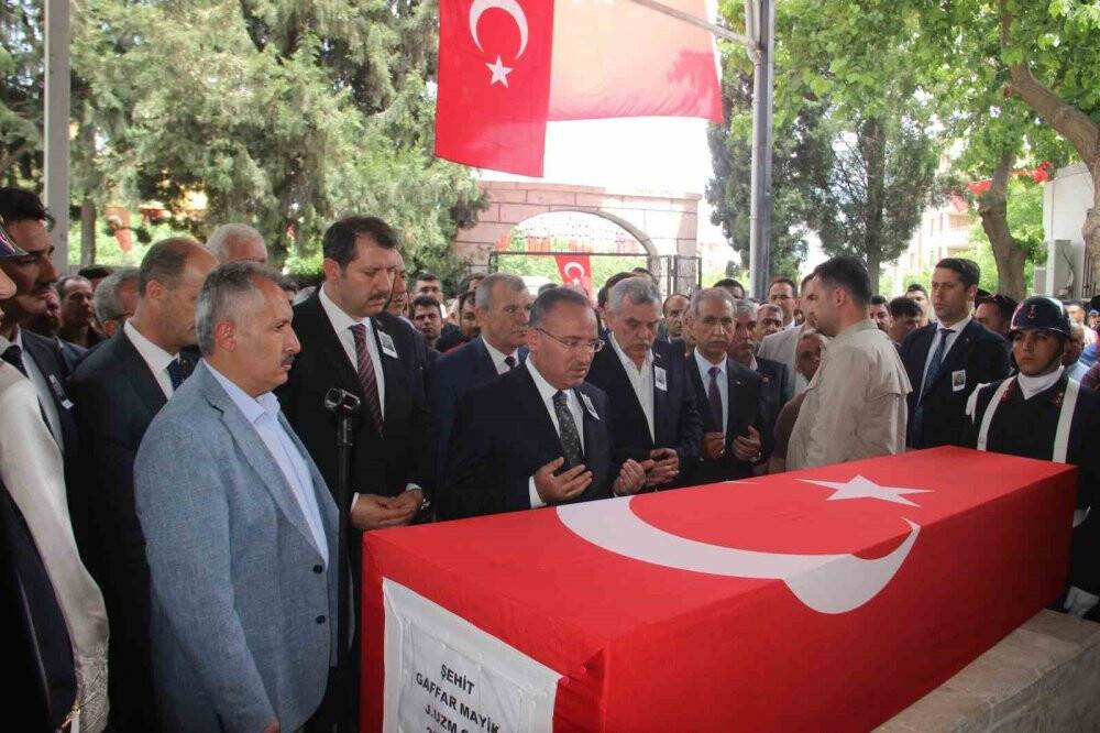 Şırnak şehidi son yolculuğuna uğurlandı