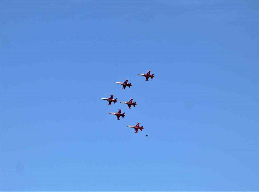 SOLOTÜRK ve Türk Yıldızları Samsun semalarında