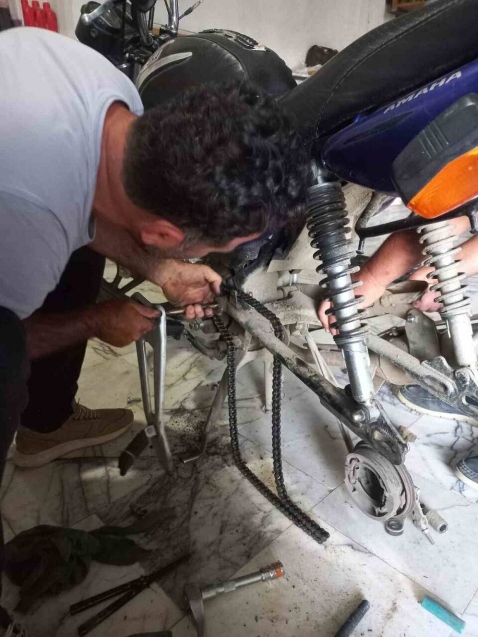 Tamirciye kızdı atölye kurdu