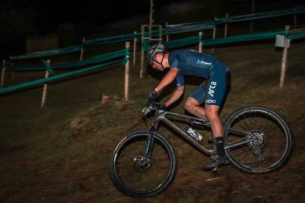 Türkiye'deki dünyanın tek gece yarışı nefes kesti: Bike Fest heyecanı tırmanıyor