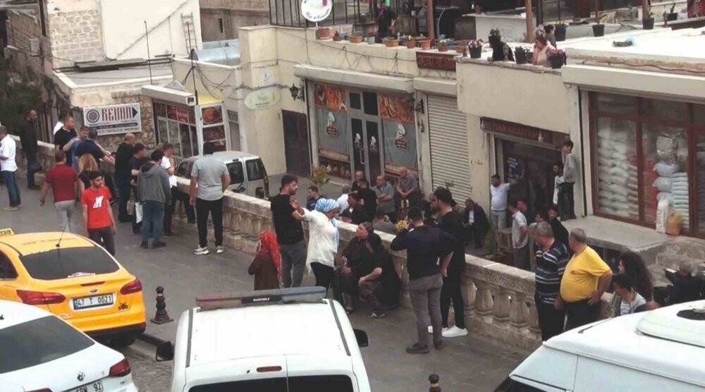 Çarşı merkezinde silahlı kavga