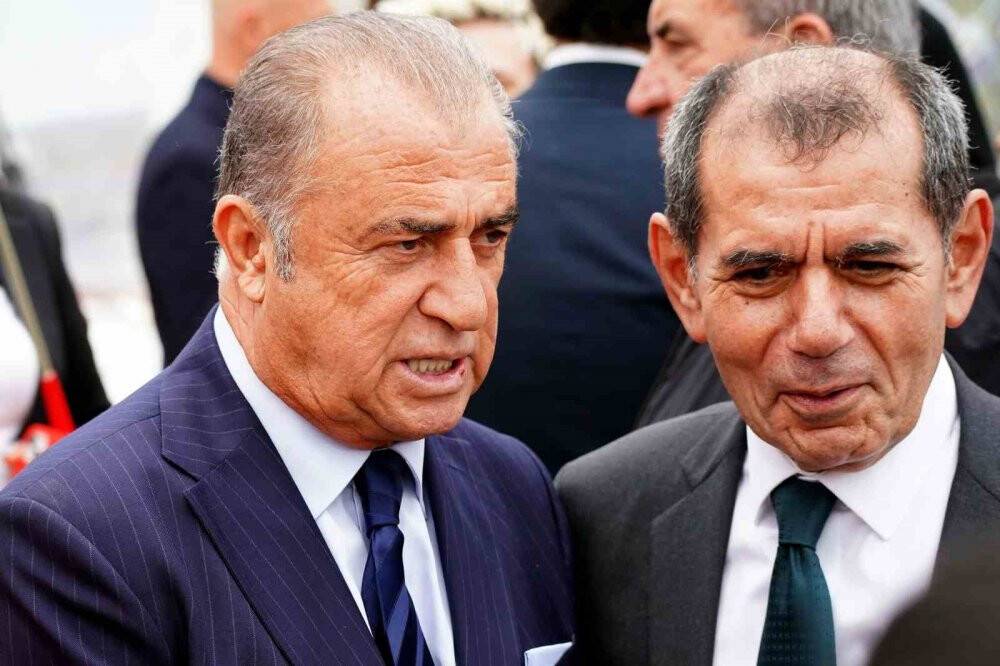 Galatasaray’ın yeni evi Kemerburgaz Metin Oktay Tesisleri’nin temel atma töreni yapıldı