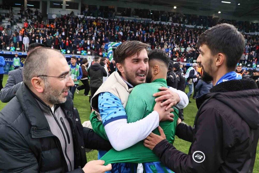 Çaykur Rizespor, Spor Toto Süper Lig’e yükseldi