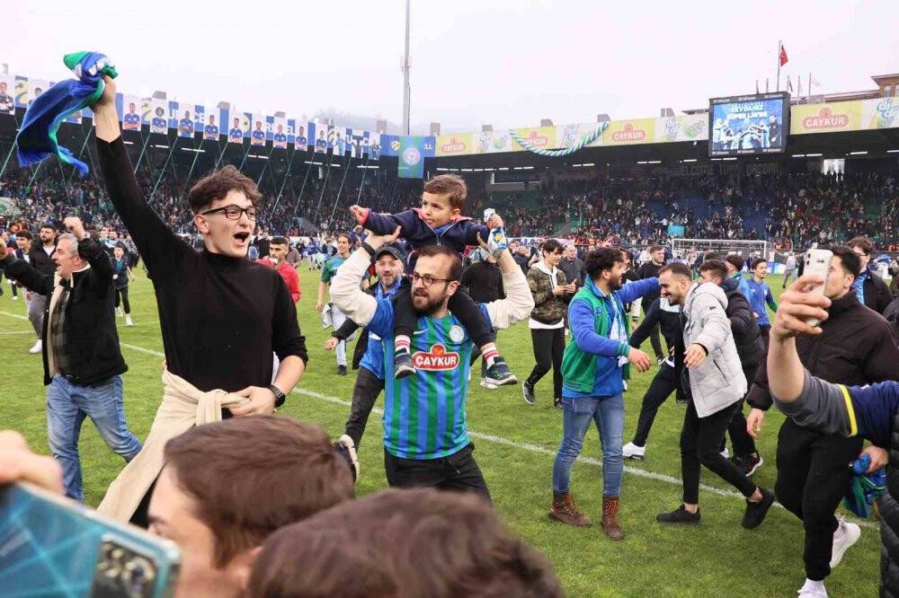 Çaykur Rizespor, Spor Toto Süper Lig’e yükseldi