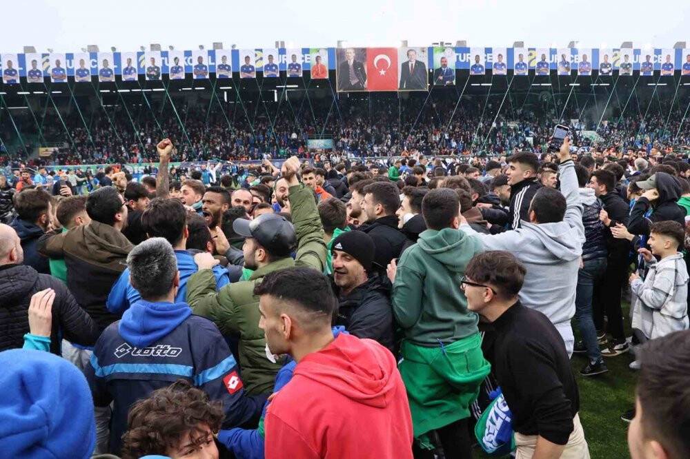 Çaykur Rizespor, Spor Toto Süper Lig’e yükseldi