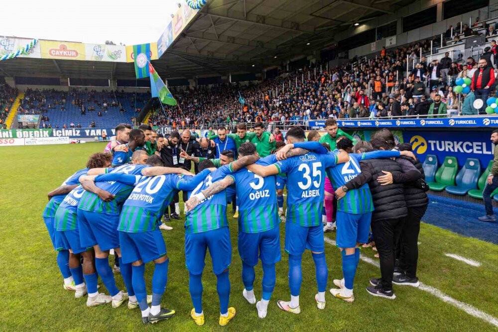 Çaykur Rizespor, Spor Toto Süper Lig’e yükseldi