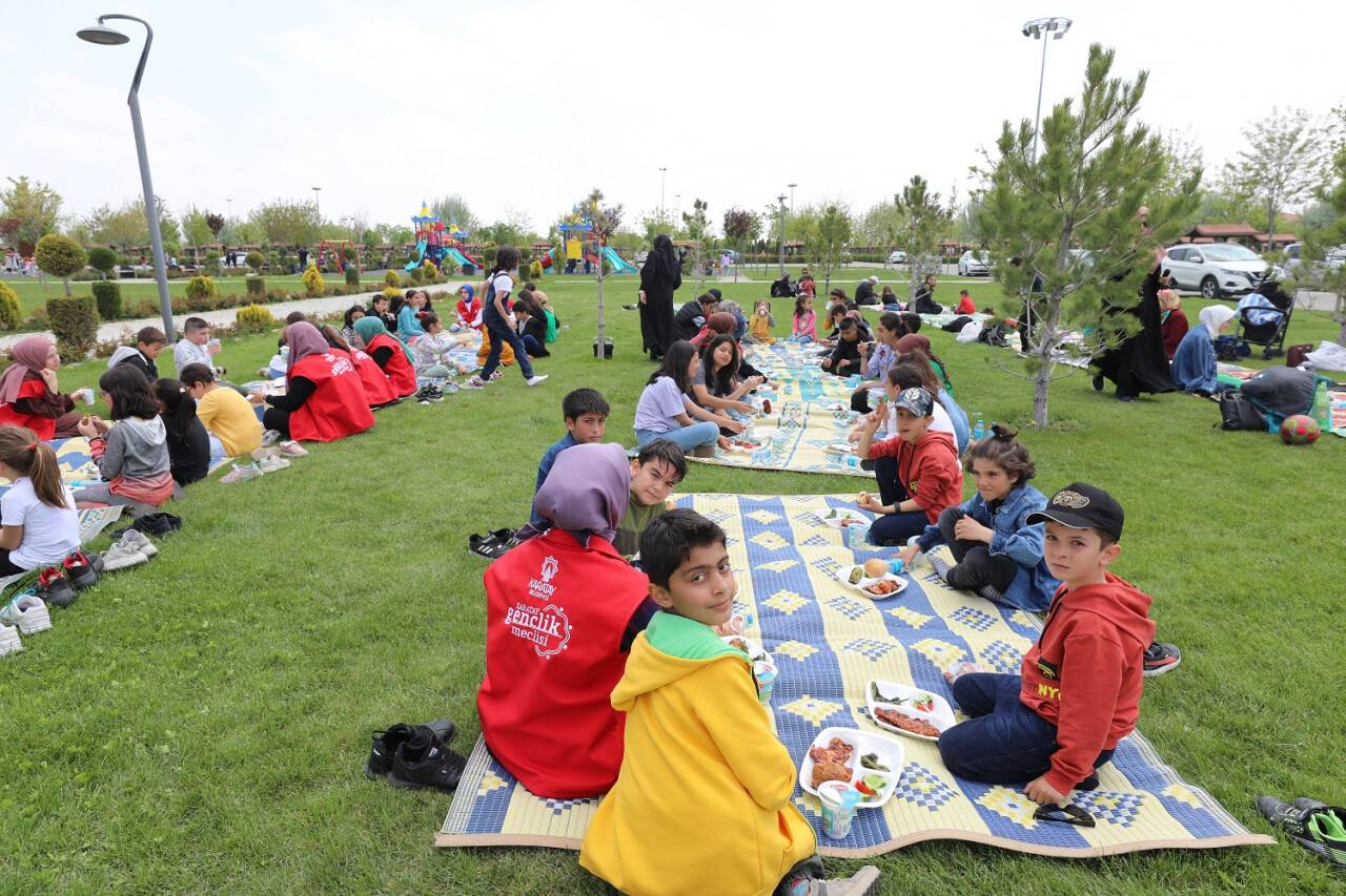 karatay-pknik-5.jpg