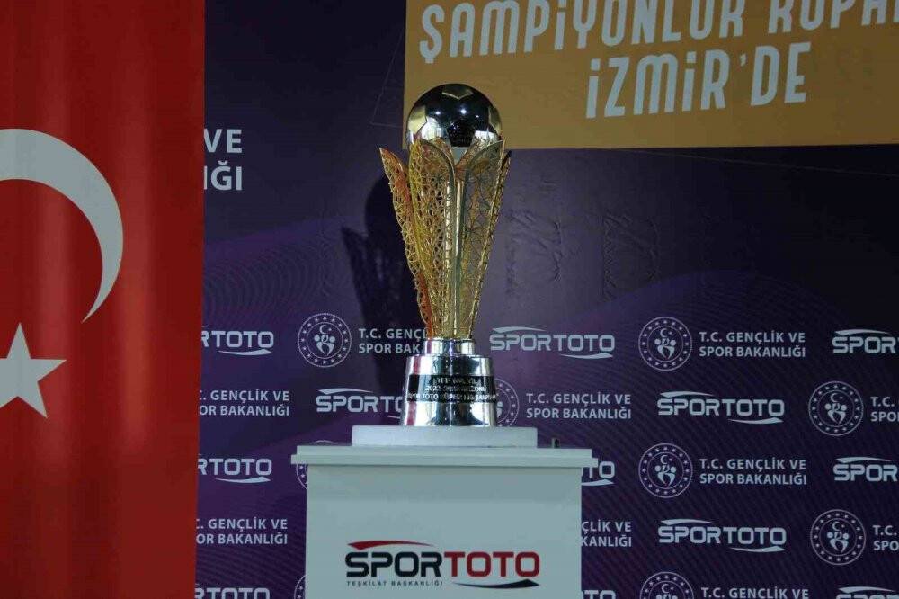 Süper Lig ve 1. Lig kupaları tanıtıldı