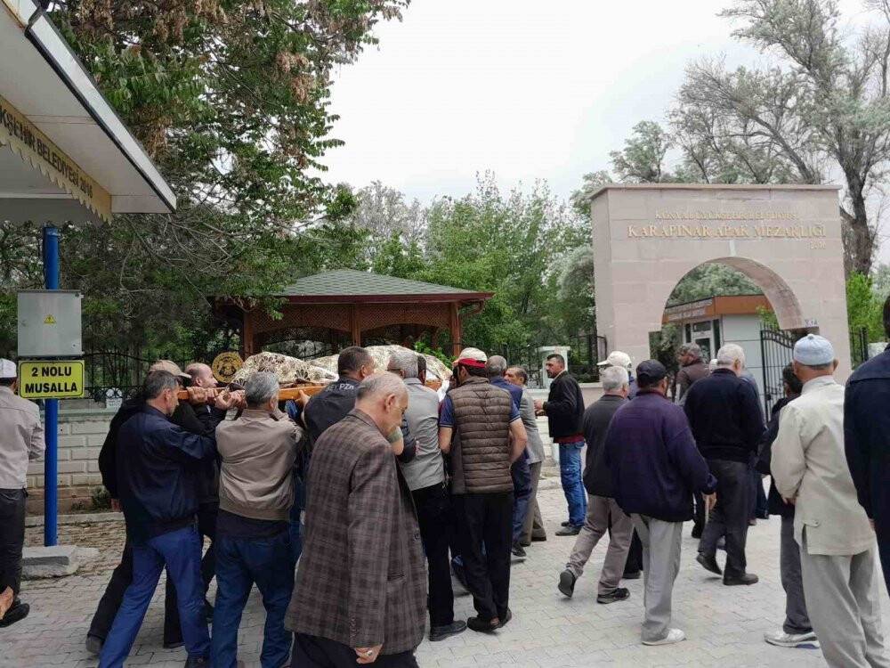 Etliekmekçide saldırı sonrası ölen kişi defnedildi
