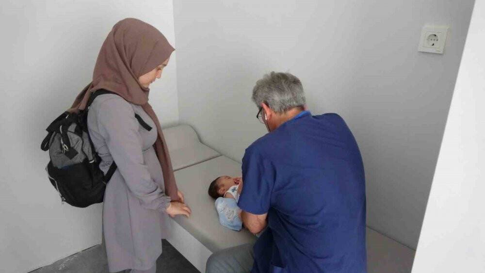 2 ayda tamamlanan Defne Devlet Hastanesi’nde hasta yoğunluğu