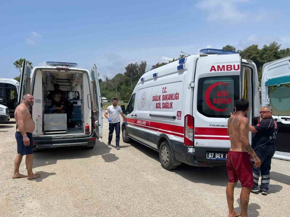 Uyarıları dinlemeyen tatilciler ölümden döndü