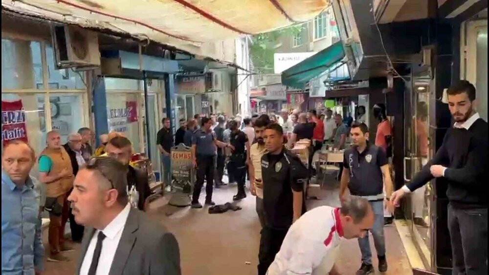 Dönerci dükkanına pompalı tüfekle saldırı