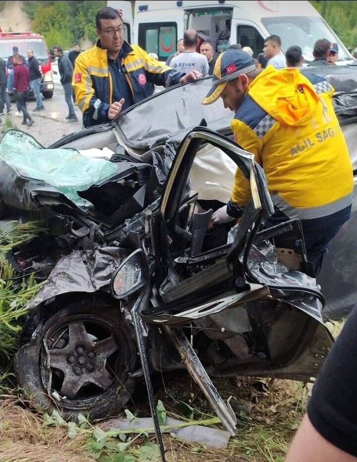 Sağlıkçı ailenin yeni yaşam hayali yarım kaldı: 4 ölü, 1 yaralı